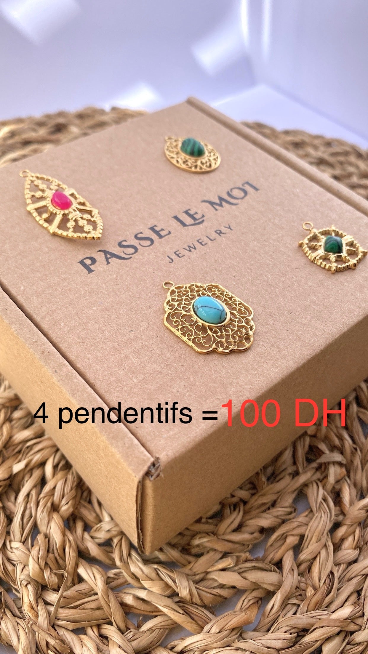 4 pendentifs FBONA