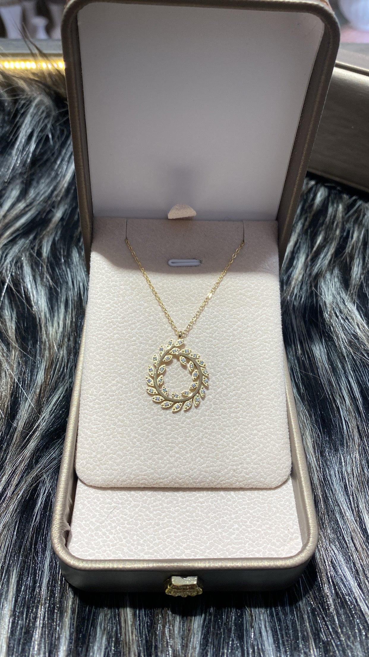 collier Paso Carrasco