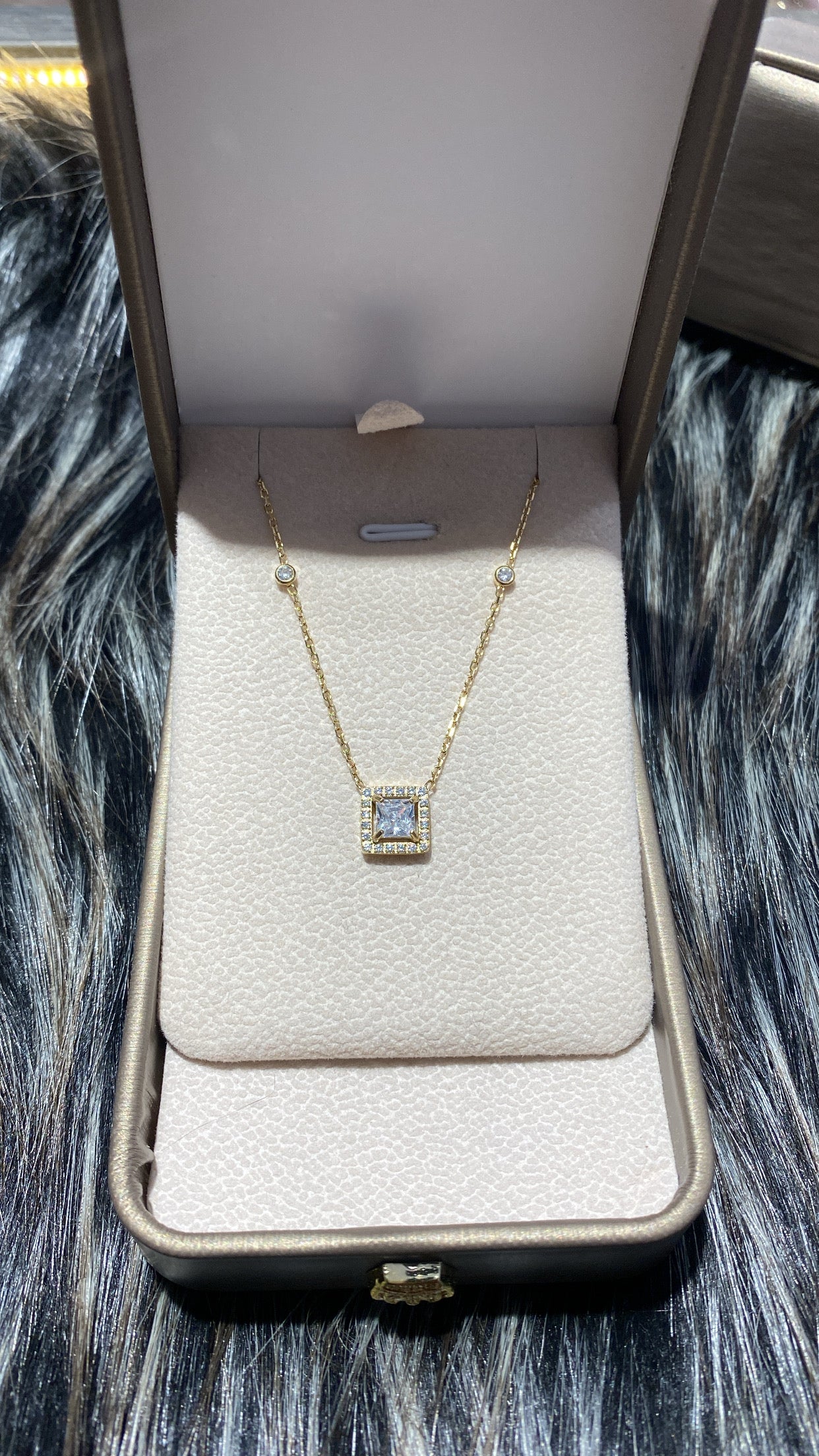 collier Paso de los Toros